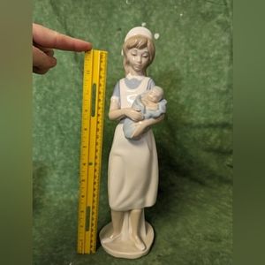 Lladro nurse with baby